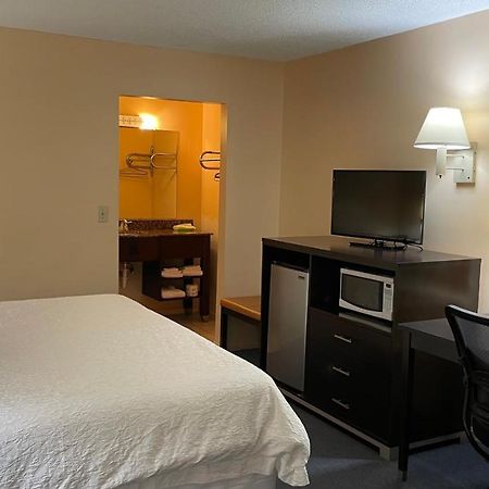 Slumber Inn Harrisonville Extérieur photo