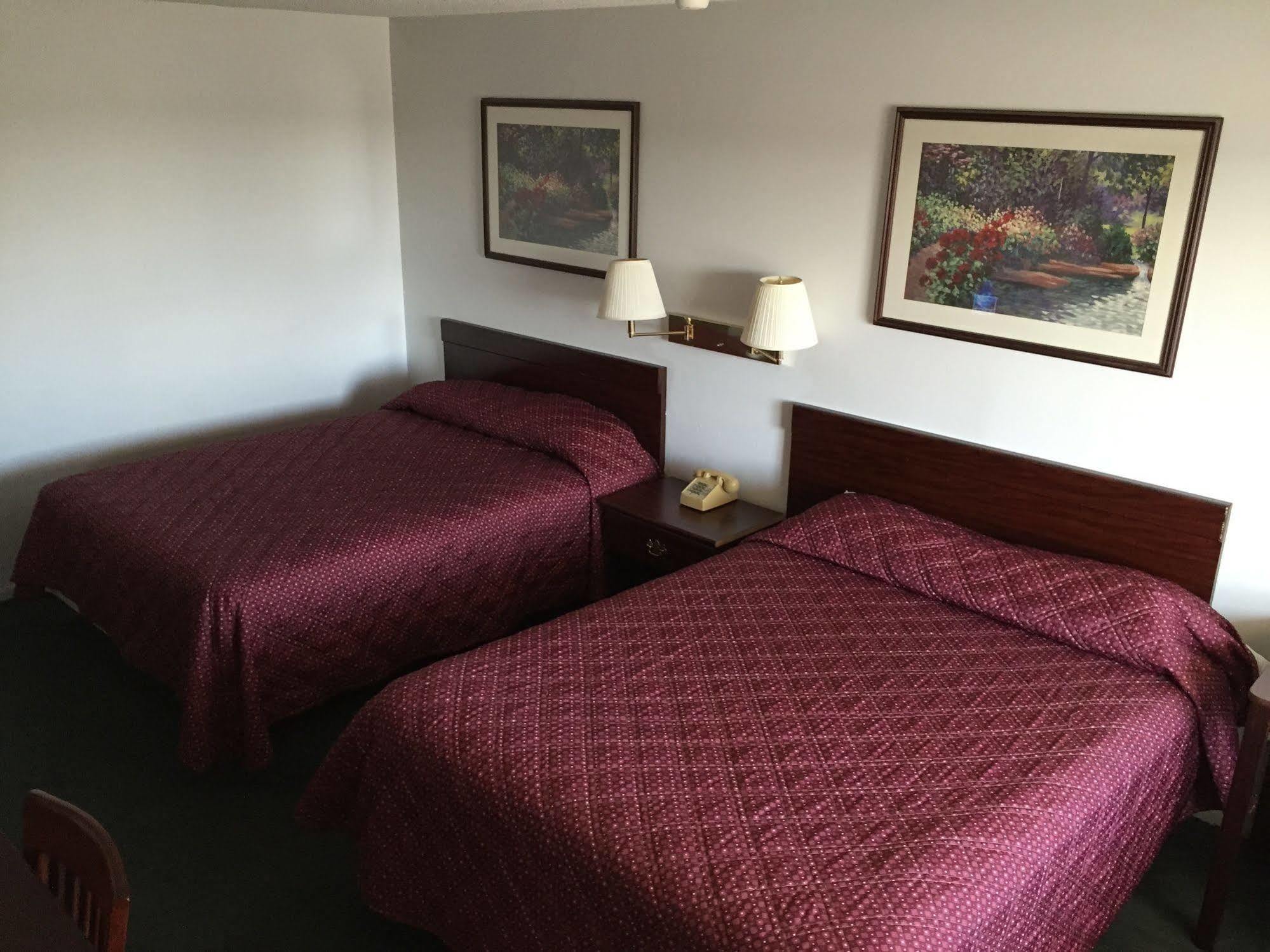 Slumber Inn Harrisonville Extérieur photo