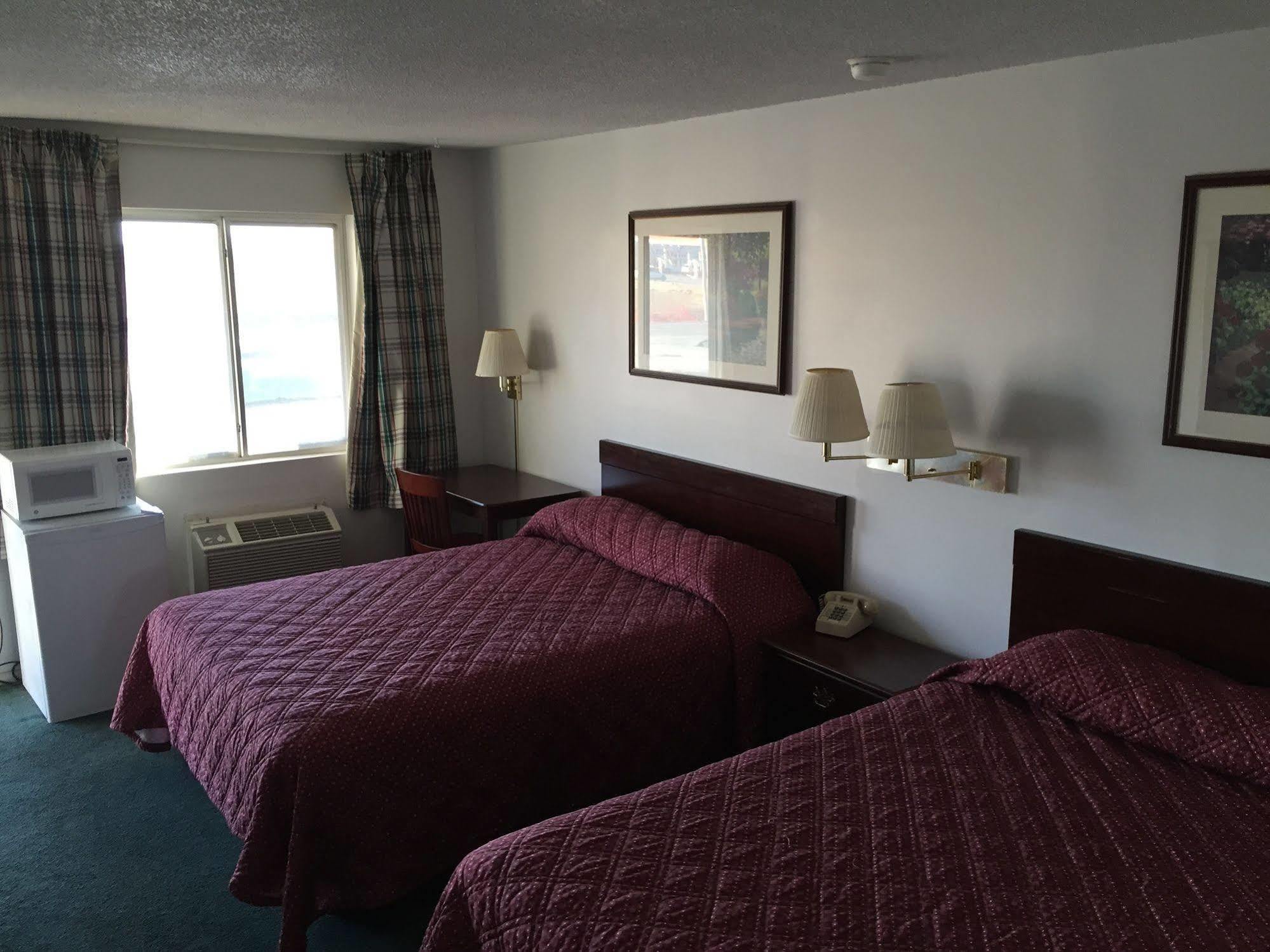 Slumber Inn Harrisonville Extérieur photo